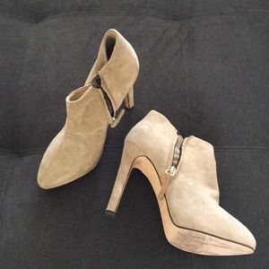 Vero Cuoio Booties